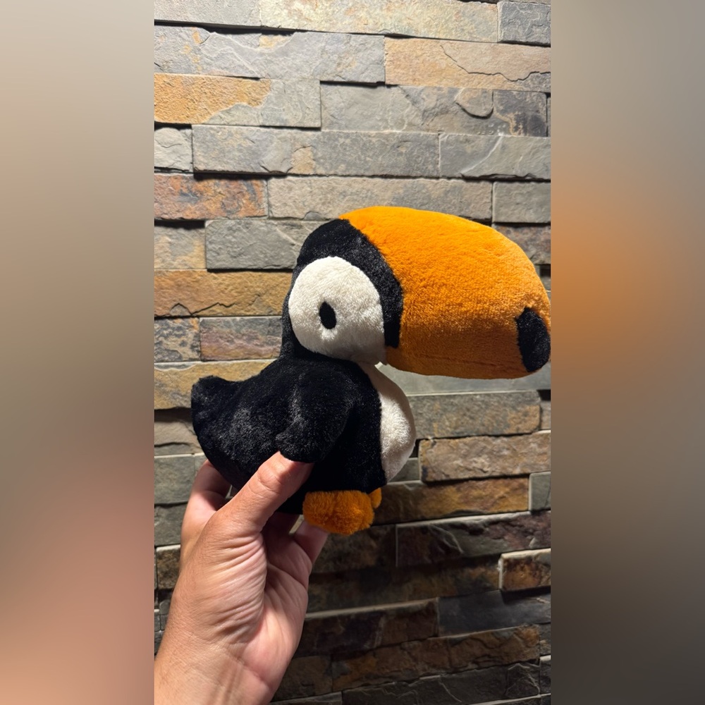 Toucan Jellycat